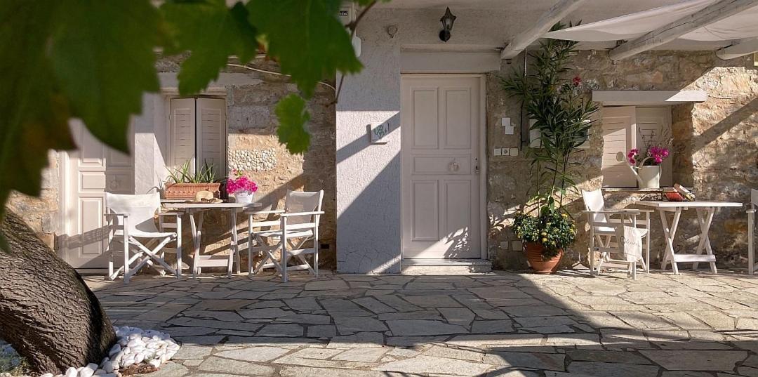 Lithea Villas And Studios By The Sea Agios Petros  Exterior photo