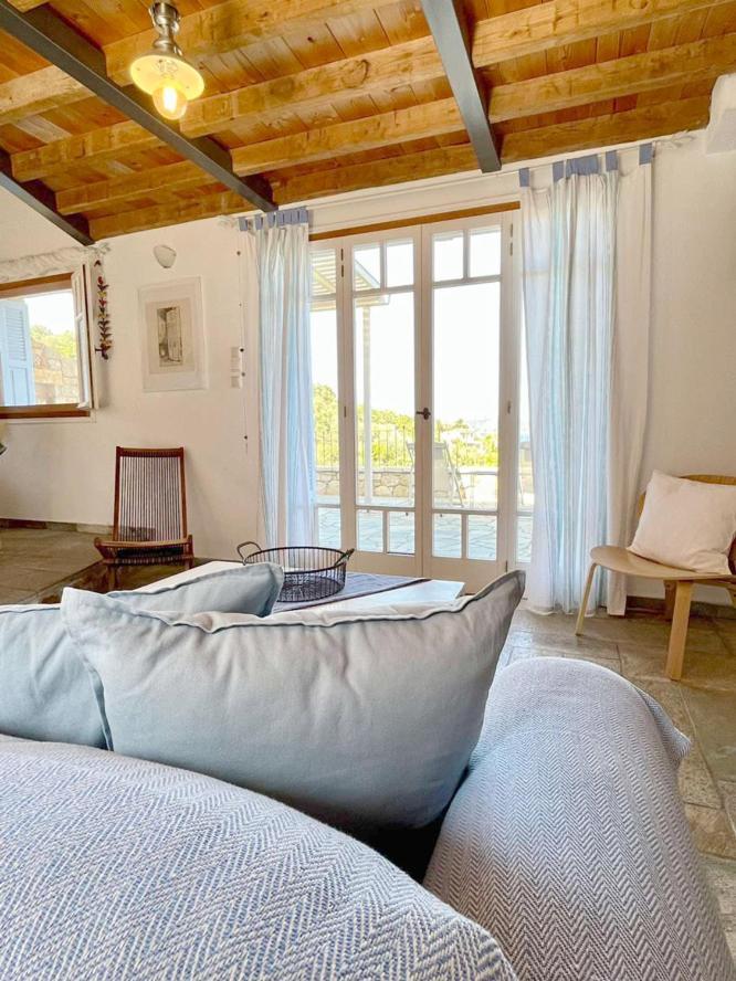 Lithea Villas And Studios By The Sea Agios Petros  Exterior photo