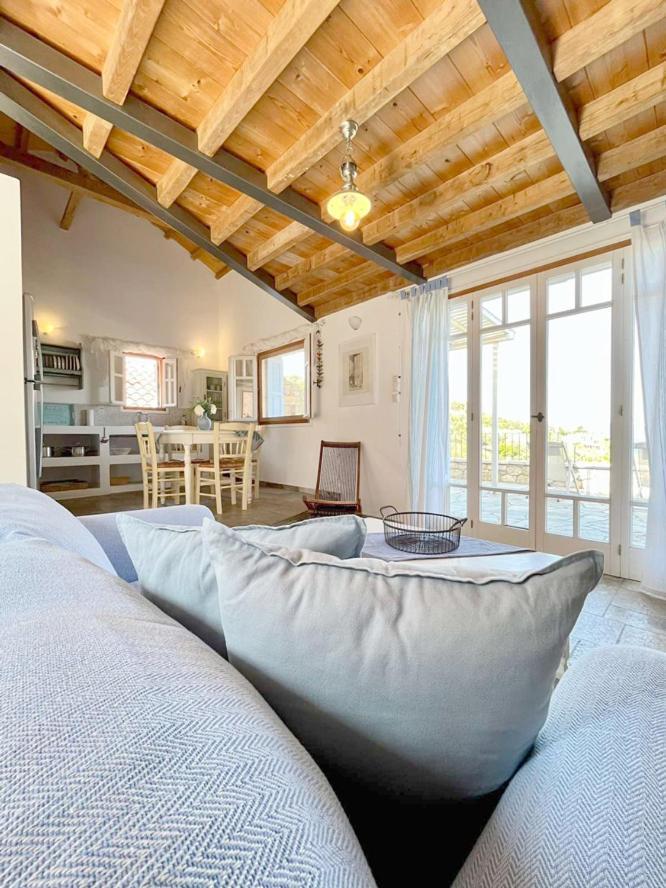 Lithea Villas And Studios By The Sea Agios Petros  Exterior photo